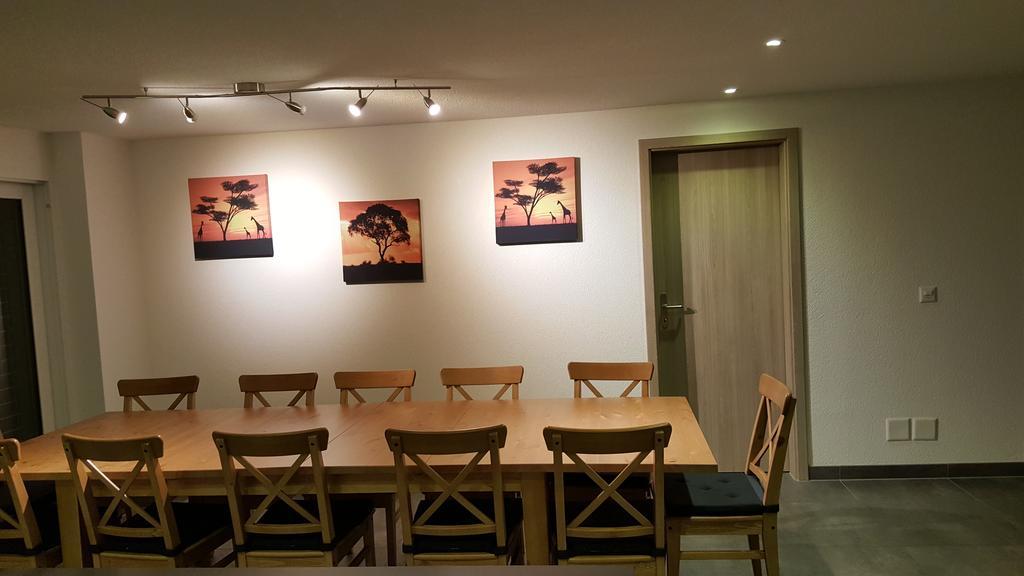 Attika Wohnung Spiez Exteriör bild