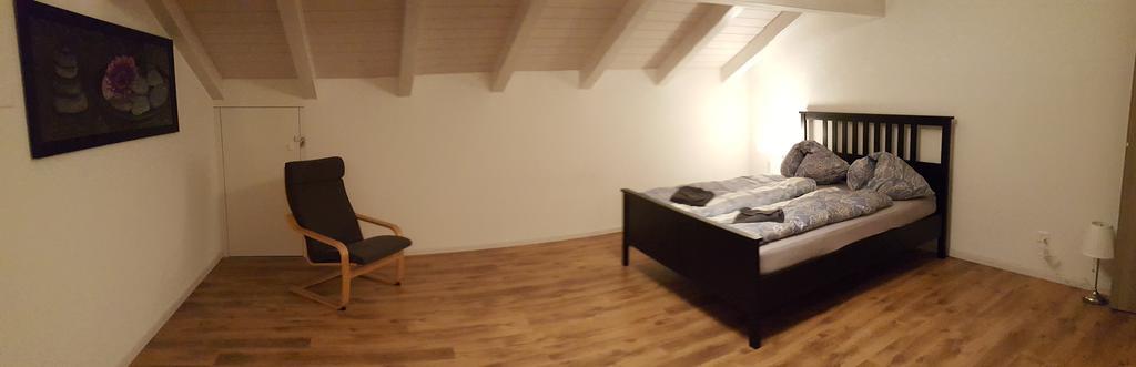 Attika Wohnung Spiez Exteriör bild