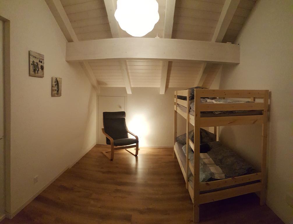 Attika Wohnung Spiez Exteriör bild