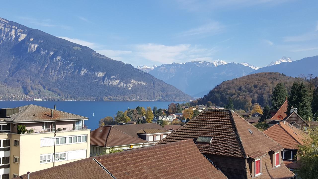Attika Wohnung Spiez Exteriör bild