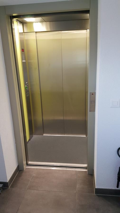 Attika Wohnung Spiez Exteriör bild