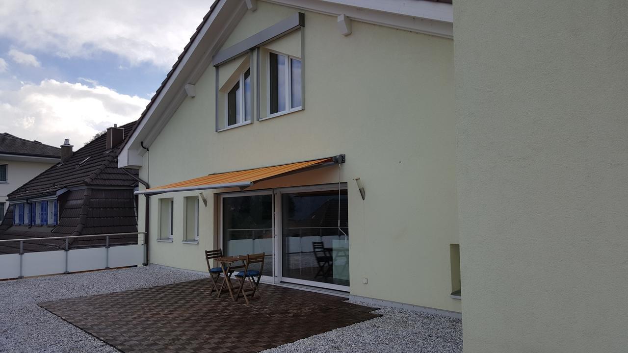 Attika Wohnung Spiez Exteriör bild